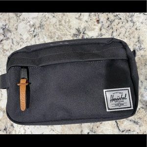 Herschel toiletry travel bag